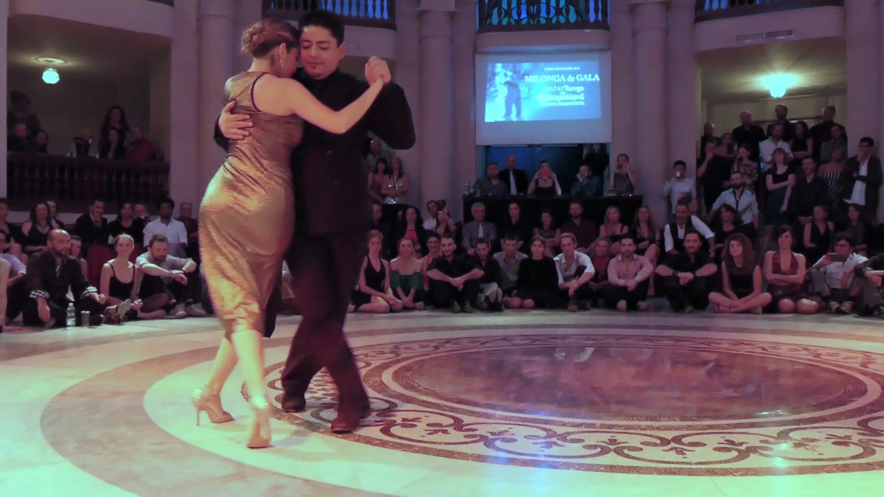 Video thumbnail for Carlitos Espinoza & Noelia Hurtado, De pura cepa (Winter Tango Napoli 2016, 4/5)