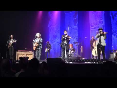 Old Crow Medicine Show - One of Us Must Know (Sooner or Later) (Bob Dylan cover)
