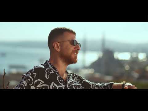 Volkan Arslan feat Ezgi Eyüboğlu - Sil Baştan