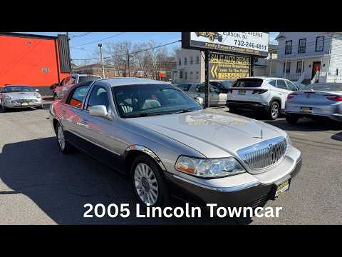 2005 Lincoln Town Car (CC-2055082) for sale in Edison, New Jersey