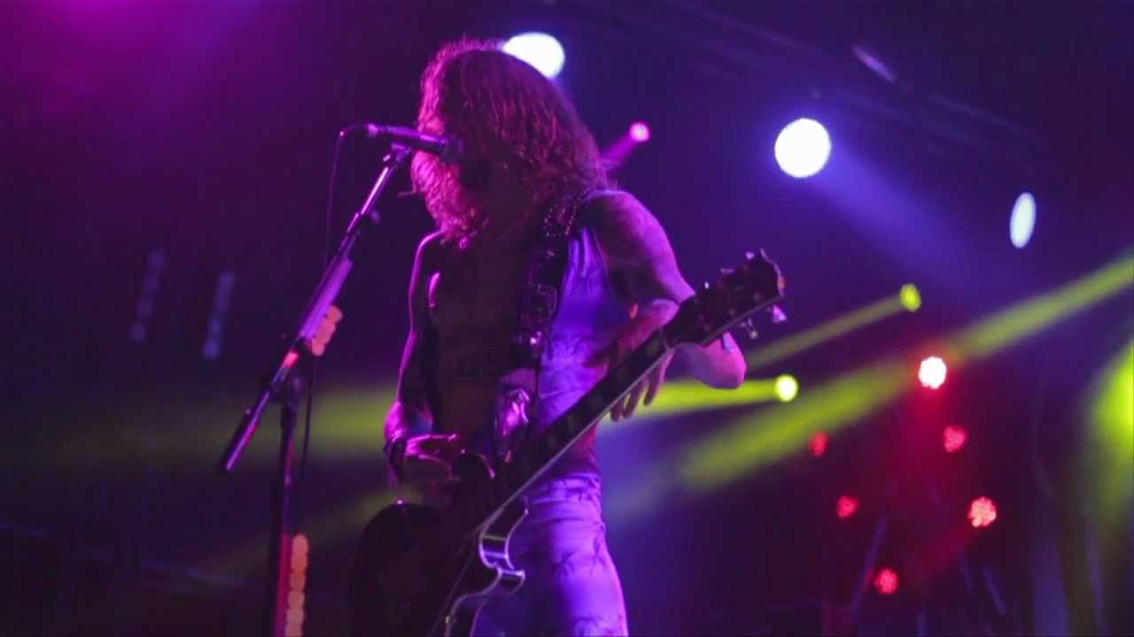 The Darkness - Street Spirit (Live from Thetford) - YouTube