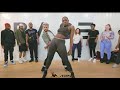ZETS PULL UP AFRO IN HEELS X Arbengiga