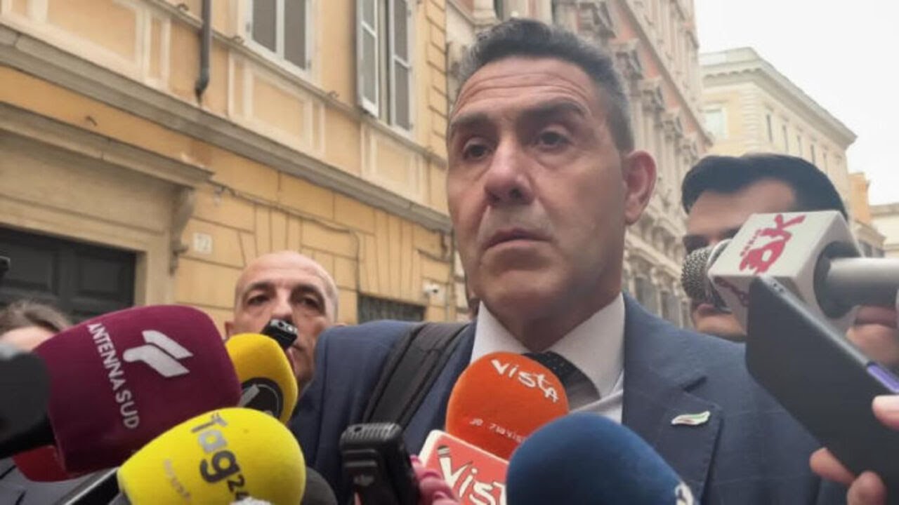 Vannacci su perquisizione Salis: Nessuna solidarietà, è stato fatto un controllo di routine