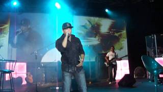presentacion oficial  de MC MARLO con musicos en vivo (cumbre de lideres 2011)