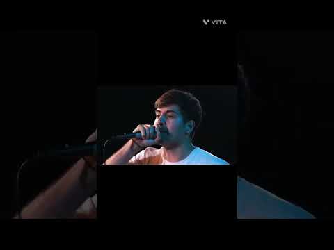 Minuto de Mito vs Naista