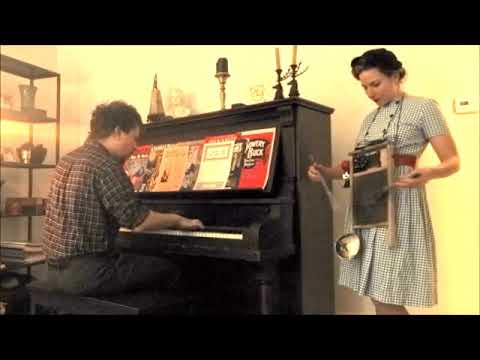 Great Scott Rag (James Scott, 1909) Charlie Judkins on Piano / Miss Maybell on Washboard
