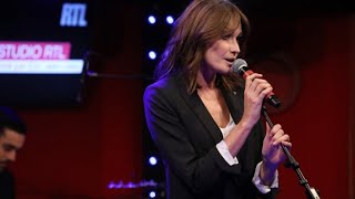 Carla Bruni - Quelqu&#39;un m&#39;a dit (LIVE) Le Grand Studio RTL