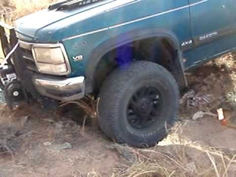 Snatch Block Smittybilt XRC10 Winch 10,000LB Test run on a 93 Dodge Dakota