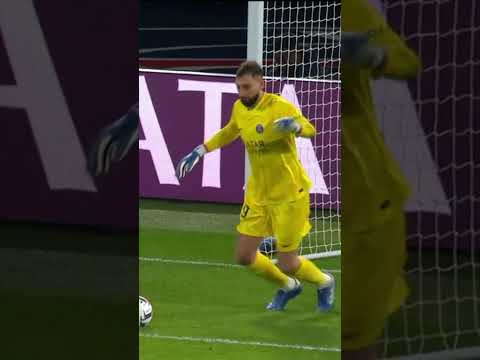 O que foi isso, Donnarumma?????? #shorts