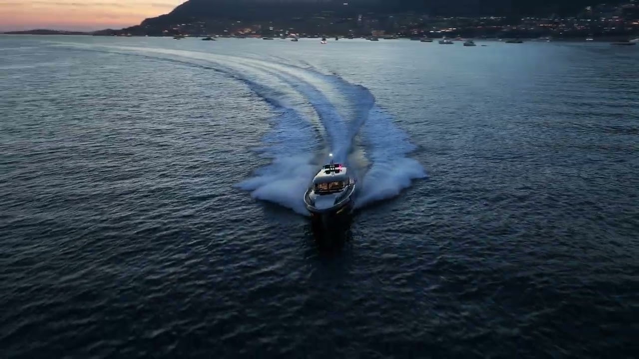Bekkers Yachts AZUR 45HT Sunset evening