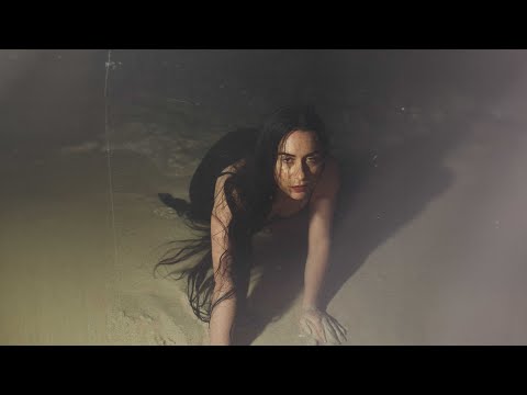 Amanati x Roniit - Slow (Official Lyric Video)