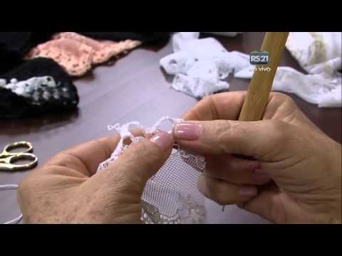 Mulher.com 25/03/2014 Cláudia Maria - Cardiga rendado crochê Parte 1/2