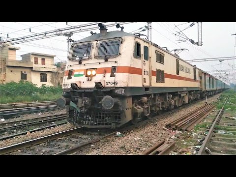 (12014) Shatabdi Express (Amritsar - New Delhi) With (GZB) WAP7 Locomotive.! Video
