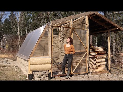 Finishing up the greenhouse & starting on the house! | story 11