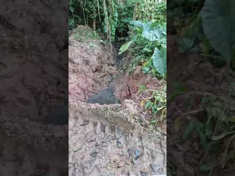A CIDADE QUE NÃO DEU CERTO.ESGOTO A CÉU ABERTO JOGADO NO RIO SÃO LOURENÇO PODE SER OFICIALIZADO