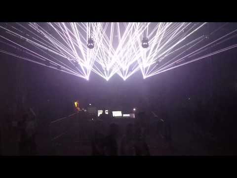 Lasershow "Hit Me With Those Laserbeams" by 030 Laser