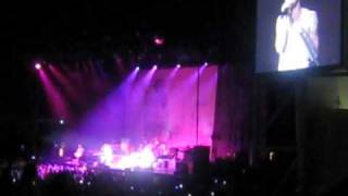 Maroon 5 - If I Ain't Got You (Live in Toronto, 4 August 2010)