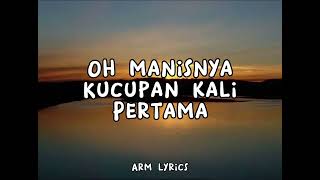 Download lagu TERUNA DAN DARA | MASDO (lyrics video) mp3 Download lagu TERUNA DAN DARA | MASDO (lyrics video) mp3