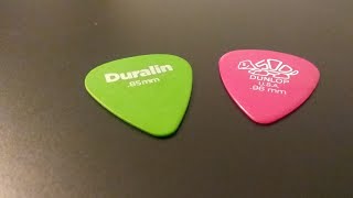 Video thumbnail for D'Addario Duralin compared to Jim Dunlop Delrin 500 by earthsteward9 Guitar Pick Reviews