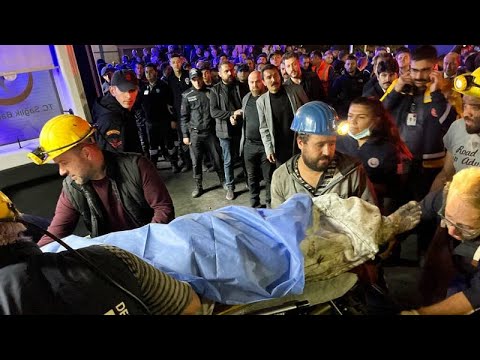 28 قتيلا في انفجار المنجم في تركيا ومحاولات لإنقاذ عشرات العمال العالقين…