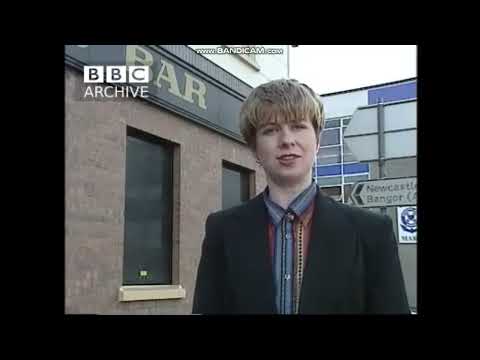 UFF UDA launch rocket attack at pub in Docks area of Belfast, RUC fire on attackers, 8 June 1994