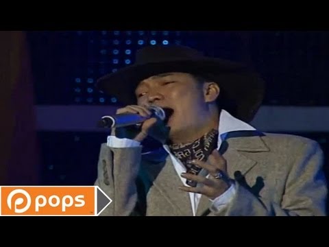 Thể hiện bởi Đàm Vĩnh Hưng