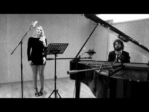Marisa Blume & Toni Sánchez-Jesus, etc (Wilco cover)