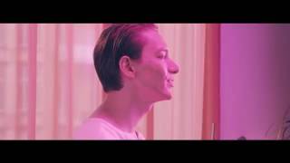 Talk to me Thomas azier cut