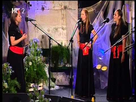 Klapa Škerac - FDK OMIŠ 2015 - Ruko moja što si takla