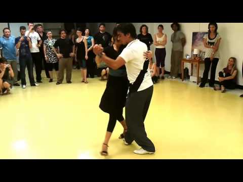 Sebastián and Roxana: demo: Vals, fluid giros - SMiTH 2011