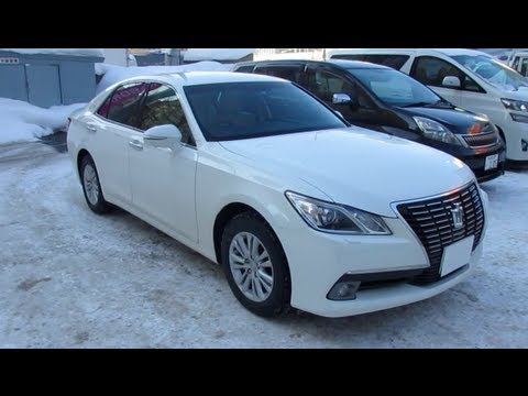 2013 New TOYOTA CROWN RoyalSaloon - Exterior & Interior