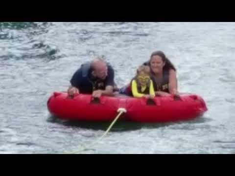 Tubing on lake Jocasse