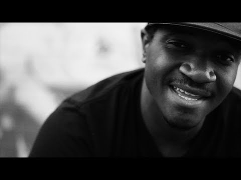 Berko Baako ft. Derez - So Hot (Remix)