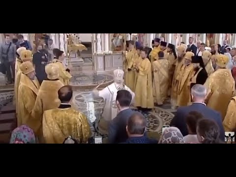 SVI SE PITAJU KAKAV JE TO ZNAK - RUSKI PATRIJARH PAO ZA VREME SLUZBE