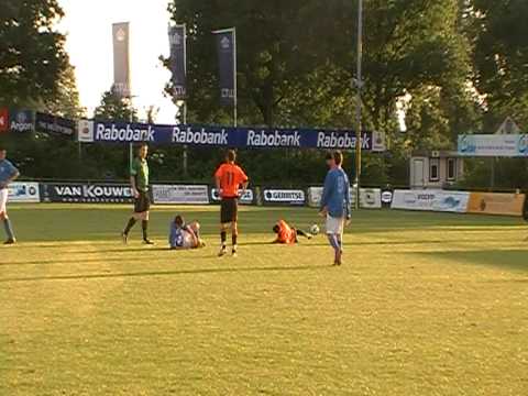 31 mei 2011 Argon nieuwe B1 - VV De Meern nieuwe B1, blessure Roy