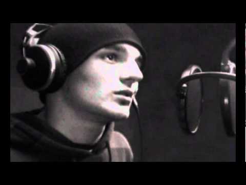 Burgijah feat Revolt (click beat) - Pajtri