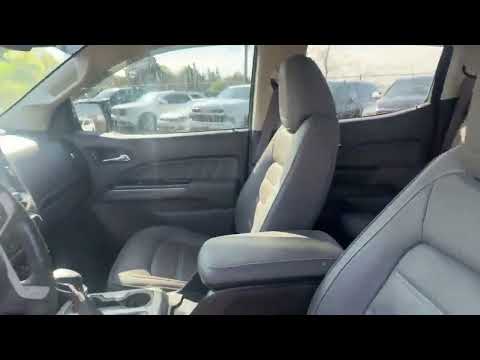2022 GMC Canyon Crew Cab Short Box 4-Wheel Drive Denali in Silver for sale at Finch Chrysler Dodge Jeep Ram Ltd in London, ON