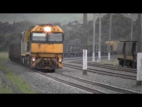 XW2 Steel Train at Maroona - Australian Trains, Victoria