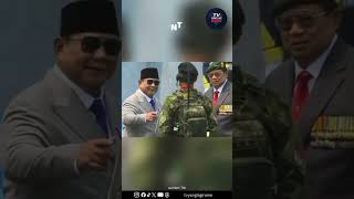Download lagu Momen singkat usai sesi foto bersama Prabowo, SBY dan Jokowi menjadi sorotan. mp3