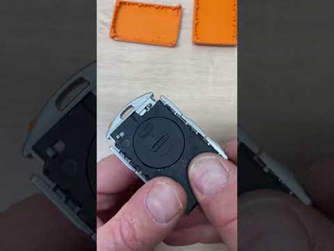 Volvo smart key battery change -EASY DIY #automobile #remotebattery #mechanic #remotecontrol
