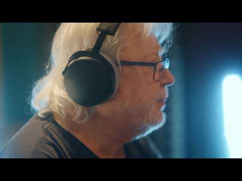 Vladimír Mišík – Ulici bičuje déšť (official video)