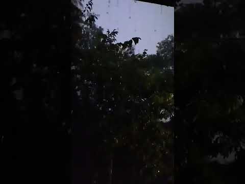 Llueve en la localidad de villa de las rosas en la pcia de Córdoba ⛰️ #tormenta 21/12/25