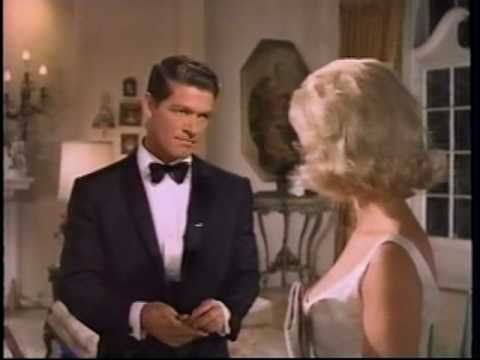 Stephen Boyd and Jean Hale in "The Oscar"