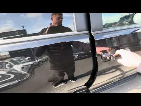 Toyota Land Cruiser 2.8 LWB with VAT Invoice - Image 2