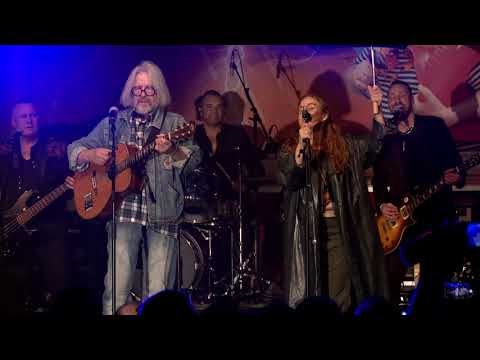 13. Dresdner Neujahrssingen - C.C.R. "Who'll Stop The Rain" mit Dieter Beckert & Reni Reichelt