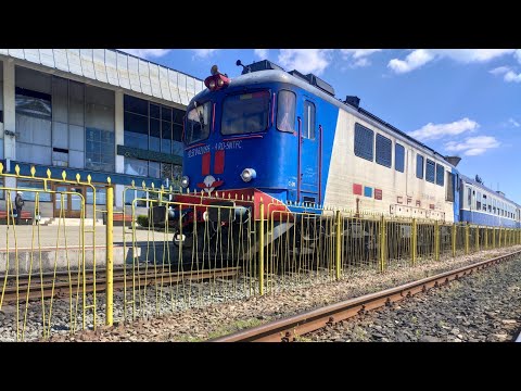 "Regina Jiboului" 060-DA1 62-1095-4 cu R4044 & R1588 cu mecanici de treaba in gara Baia Mare