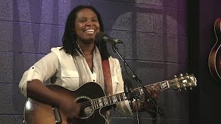 Ruthie Foster - Joy Comes Back - Live at McCabe&#39;s