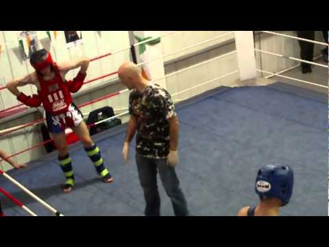 ciaran giblin fight laochra muay thai round 1