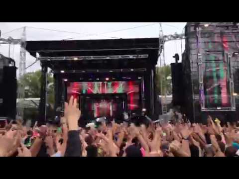 ELECTRIC DAISY CARNIVAL 2013 BASSJACKERS !!!!