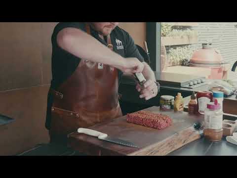 Burger braai preview - Sumo Outdoor demo at the AS Landscapes Outdoor kitchen and show garden